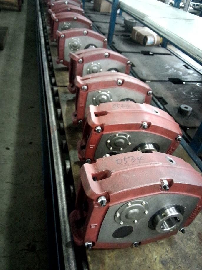 Output Hole Size From 40mm to 120mm Smr Shaft Mounted Reducer Gaar Gearbox