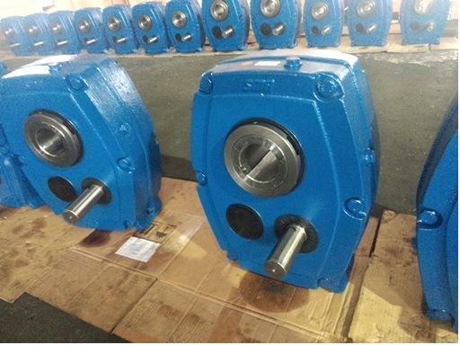 Smr Metric Shaft Mounted Reducer Gearbox Worm Geared Motor